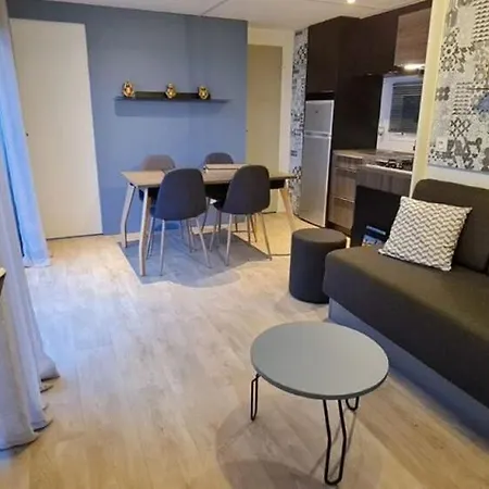 Campingplads Bungalow Mobile Home De Luxe Vue Mer Ile D'Or Saint-Raphael 4 Personnes
